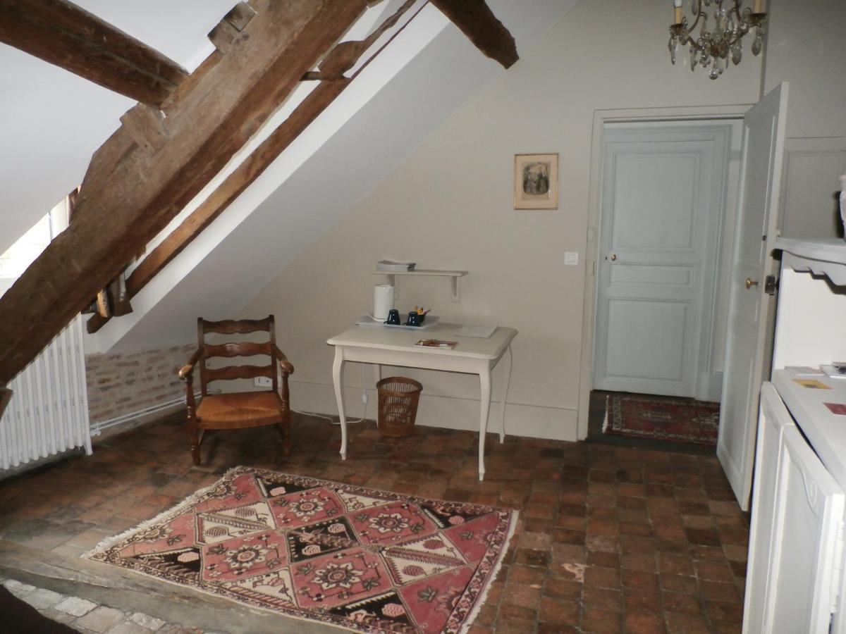 La Maison Xviiie 물랭 외부 사진